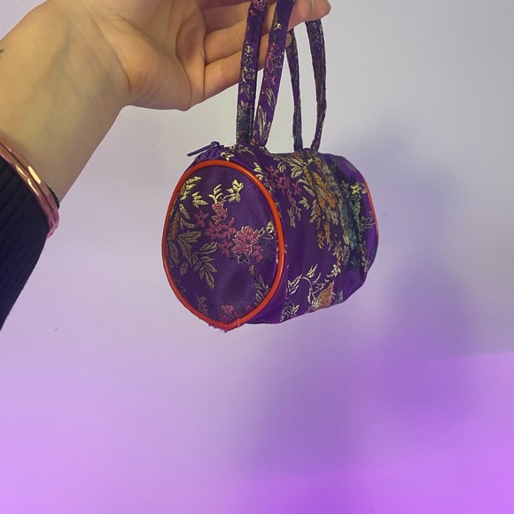 Floral micro handbag - silk- handmade - mini wrist purse - Picture 3 of 5